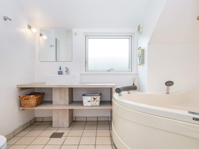 Bathroom 3, 4 Star Holiday Home in Knebel, Syddjurs