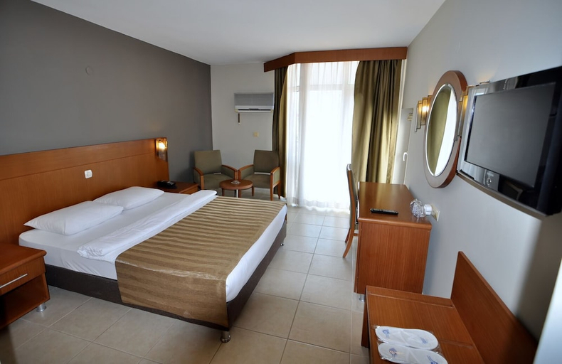 Bedroom 5, Surtel Hotel, Kuşadası