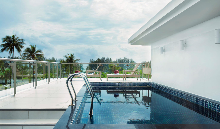 Swimming Pool 19