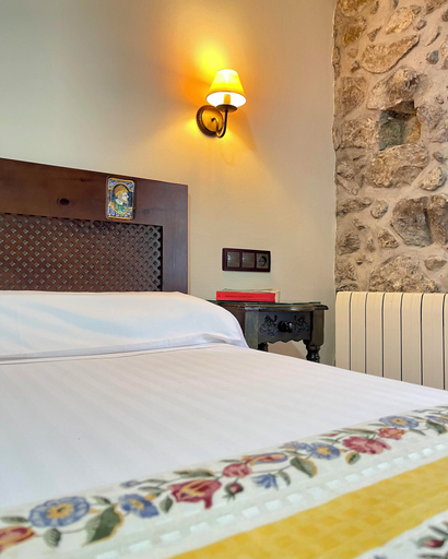 Bedroom 4, Hotel La Posada del Rey, Asturias