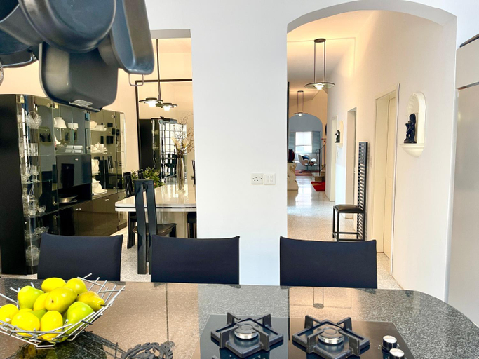 Food & Drinks 4, Gozo New Prestige Apartments