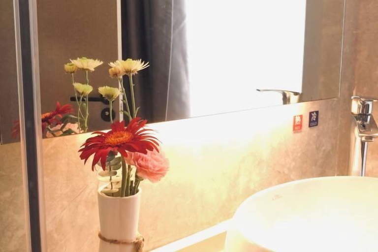 Bathroom 3, Huifeng Xiangxing Hotel, Liuzhou