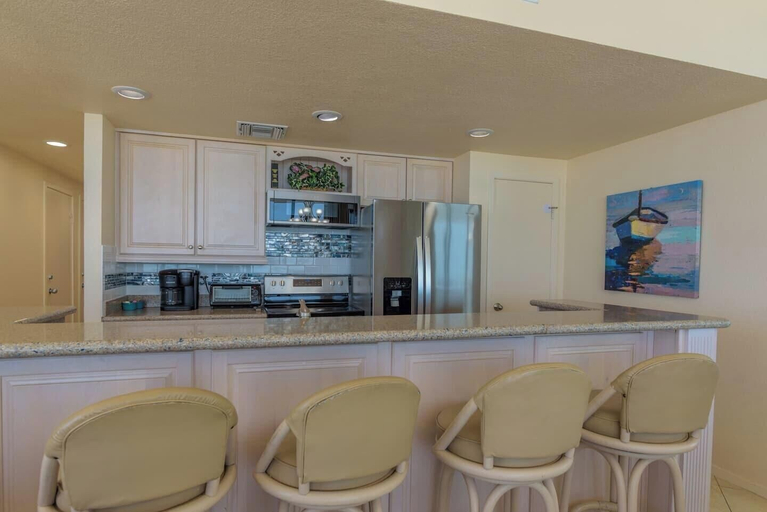 Food & Drinks 5, Sunchase IV Resort by Padre Getaways, Cameron