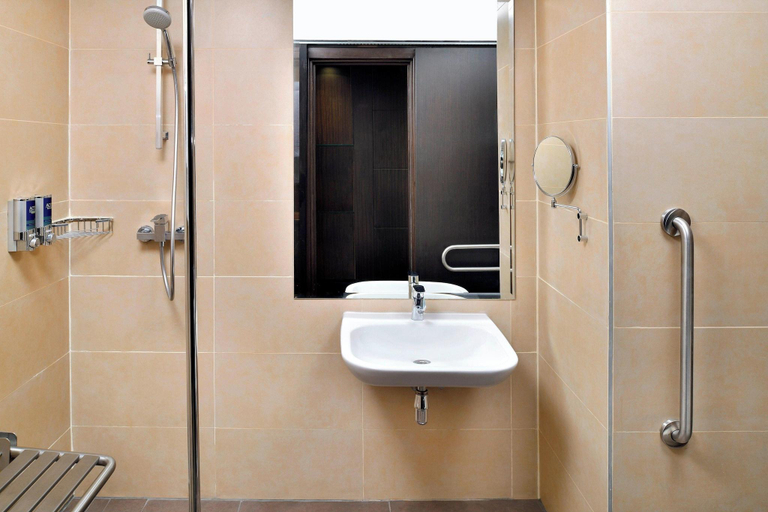 Bathroom 5, Four Points By Sheraton Nairobi Hurlingham, Dagoretti North