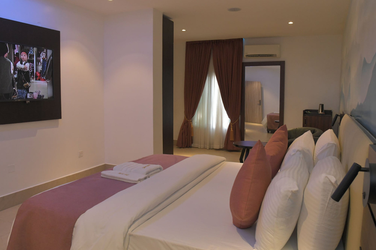 Room 3, merzino palace, Uyo