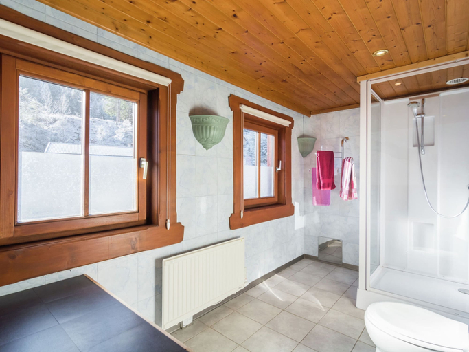 Bathroom 3, Spacious Holiday Home near Ski Area in Leogang, Zell am See