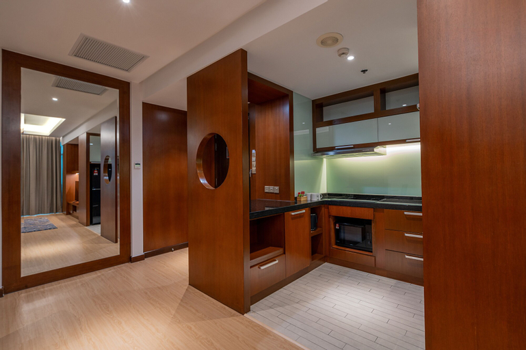 Dining Room 16