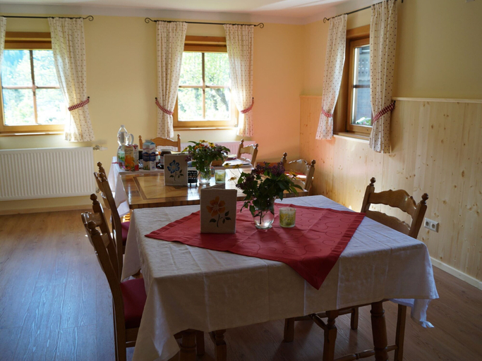 Dining 5, Holiday Home in Bad Kleinkirchheim, Spittal an der Drau