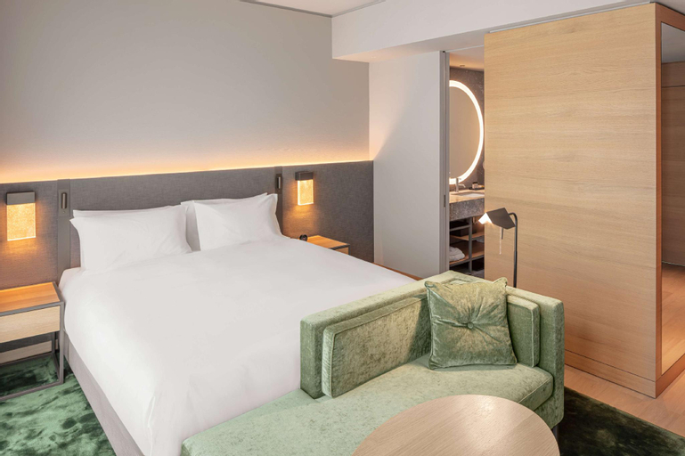 Bedroom 12