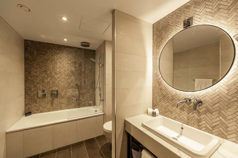 Bathroom 21