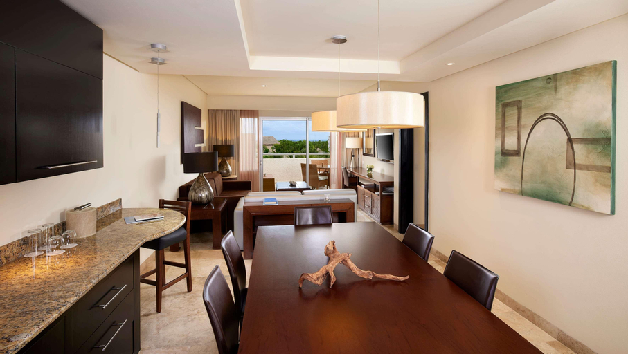 Dining Room 20