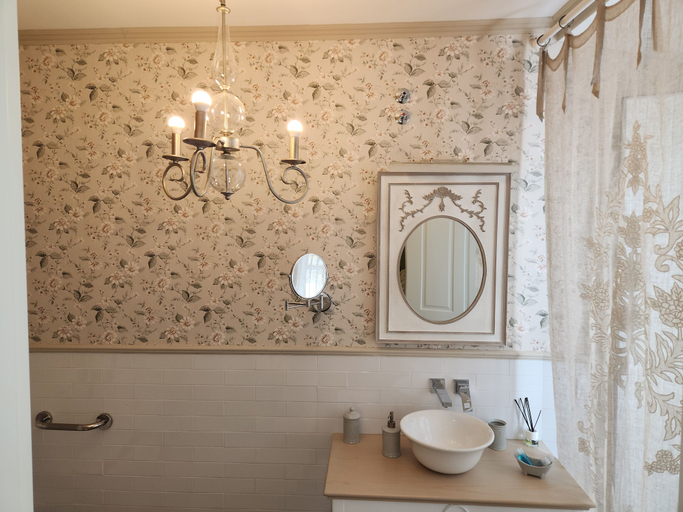 Bathroom 4, Hotel rural boutique Iulia 5 estrellas, Badajoz