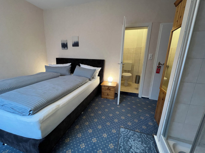 Bedroom 3, Pension Haus am See, Osterode am Harz