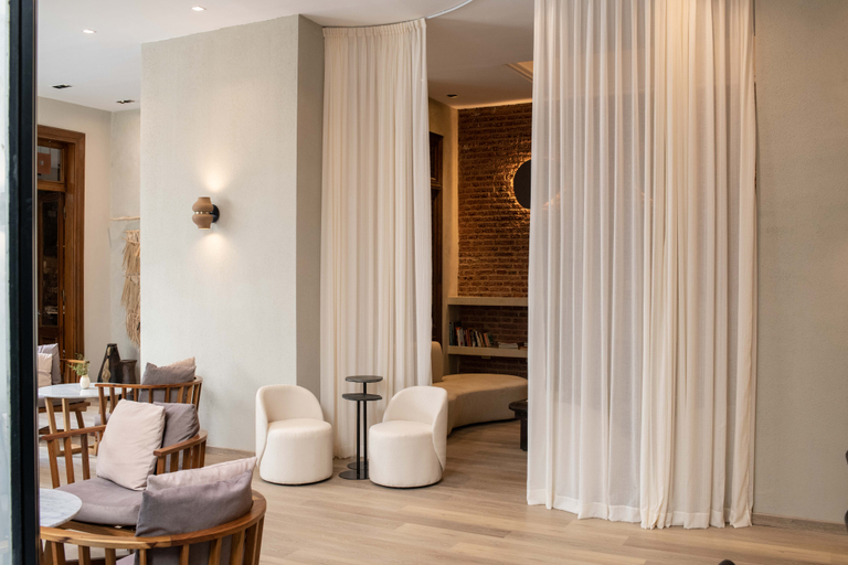 Public Area 4, Azur Real Hotel Boutique, Capital