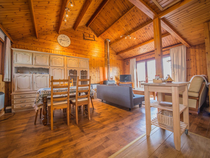 Others 3, Ardennes Chalet Near Somme-leuze With Terrace, Namur
