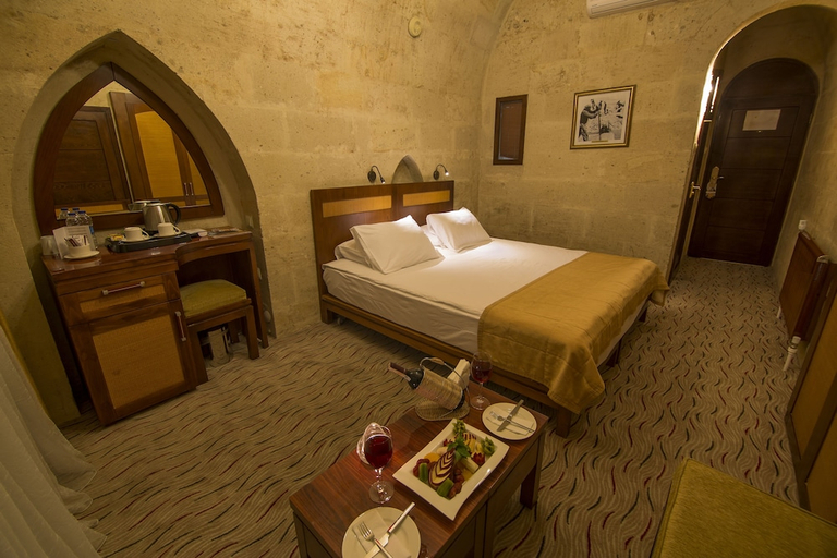 Bedroom 4, Uchisar Kaya Hotel - Special Class, Nevşehir