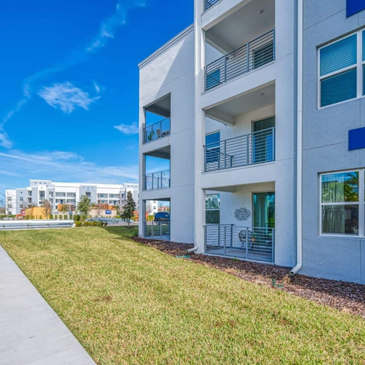 Room 3, Urban Elegance - Modern Retreat, Osceola