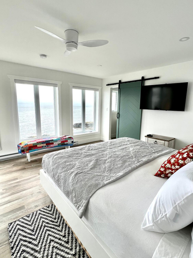 Bedroom 2, The View suites and breakfast in Triton, Newfoundland, Division No. 8