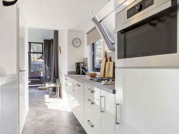 Private kitchen 5, Relaxing Forest Hideaway, Hof van Twente