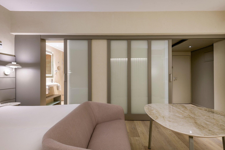 Bedroom 2, AC Hotel Carlton Madrid by Marriott, Madrid