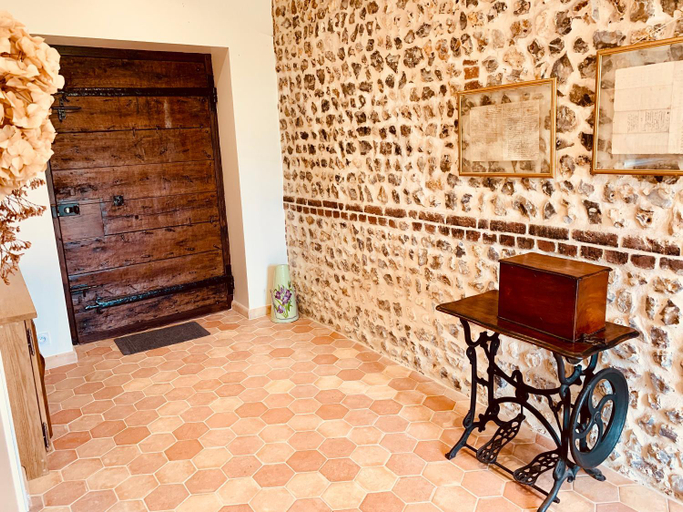 Public Area 3, Le Clos Masure d'Etretat, Seine-Maritime