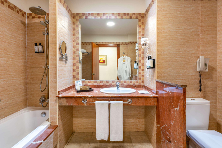 Bathroom 15