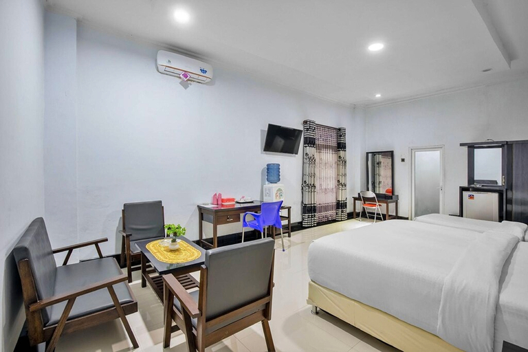 Bedroom 8