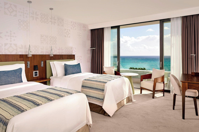 Bedroom 3, Parklane, A Luxury Collection Resort & Spa, Limass