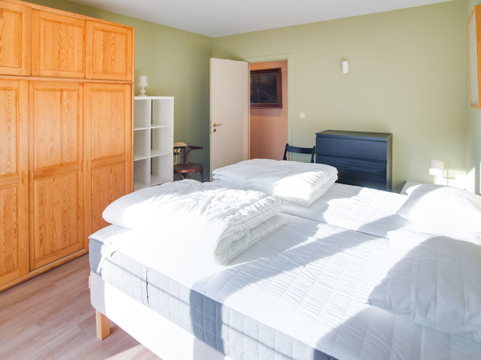 Bedroom 2, Luxury Pool Villa in Sosoye, Namur
