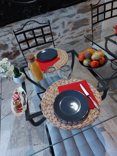 5, Auberge du Dom, Var