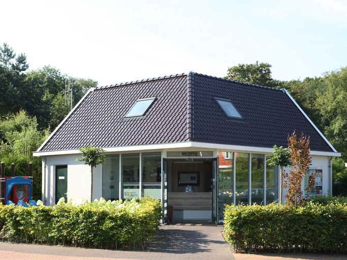 Exterior 5, Nice Holiday Home with Dishwasher near Beach, Bergen