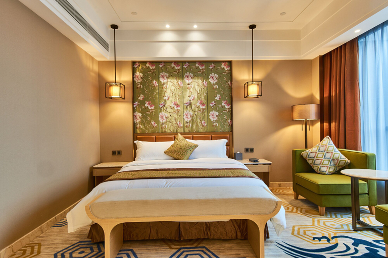 Bedroom 2, Huayu Landmark Hotel, Zhongshan