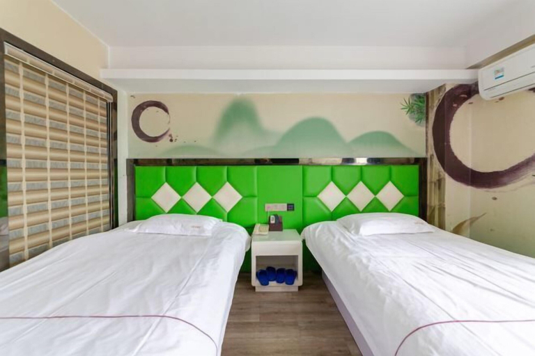 Bedroom 9