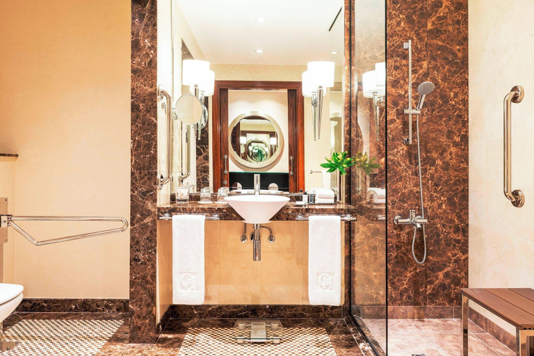 Bathroom 5, Grosvenor House, a Luxury Collection Hotel, Dubai
