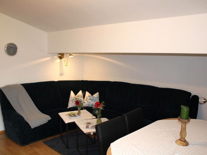 Bedroom 2, Holiday on an Organic Farm Near ski Slopes, Zell am See