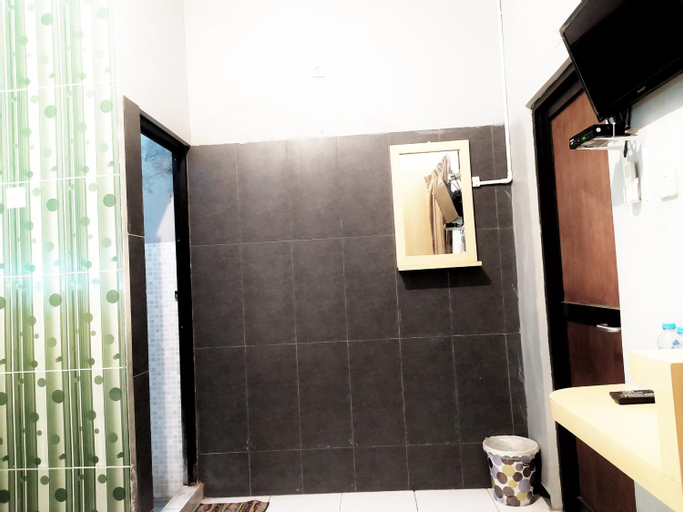 Bedroom 4, RedDoorz @ DeAmartaLoka Colomadu Solo, Solo