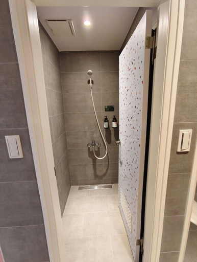 Bathroom, Mountain inn Jiufen, New Taipei City