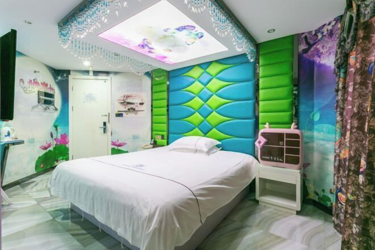 Bedroom 14