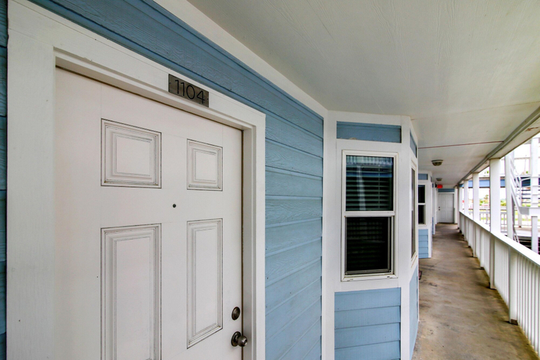 Others 4, Seascape 1104 in Galveston, Galveston