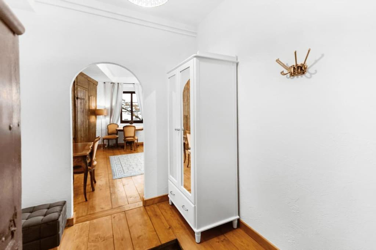 Others 4, Medieval apartment Juliette, Pays-d'Enhaut
