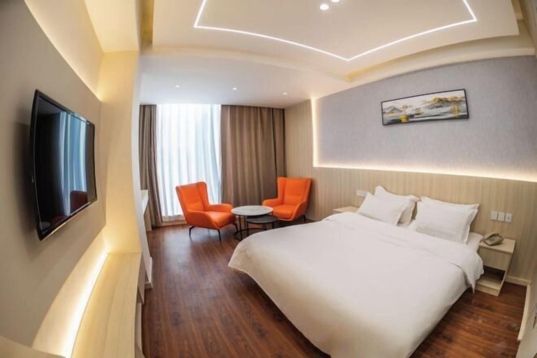 Bedroom 21