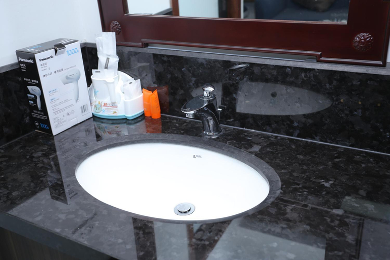 Bathroom 4, ARL CAT LINH HOTEL, Đống Đa