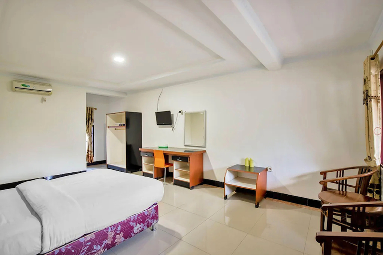 Bedroom 8