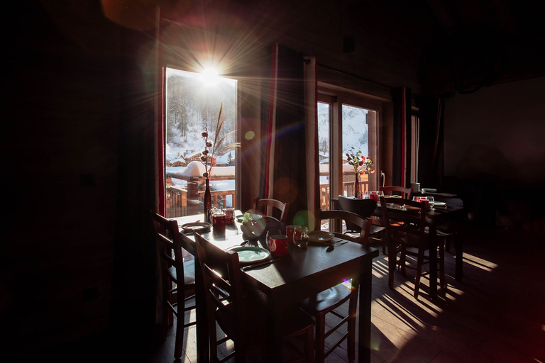 Food & Drinks 5, Victoria Lodge, Friendly Hotel, Savoie