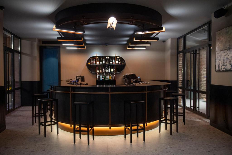 Food & Drinks 5, Qarvasla, Tbilisi