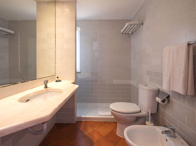 Bathroom, Meia Praia Lagos, Lagos