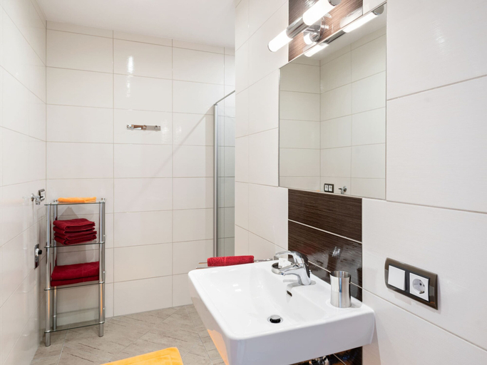 Bathroom 4, Apartment in Saalfelden near Ski Slopes, Zell am See