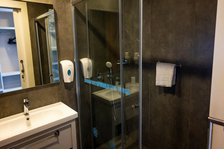 Bathroom 4, Dream Water World, Manavgat