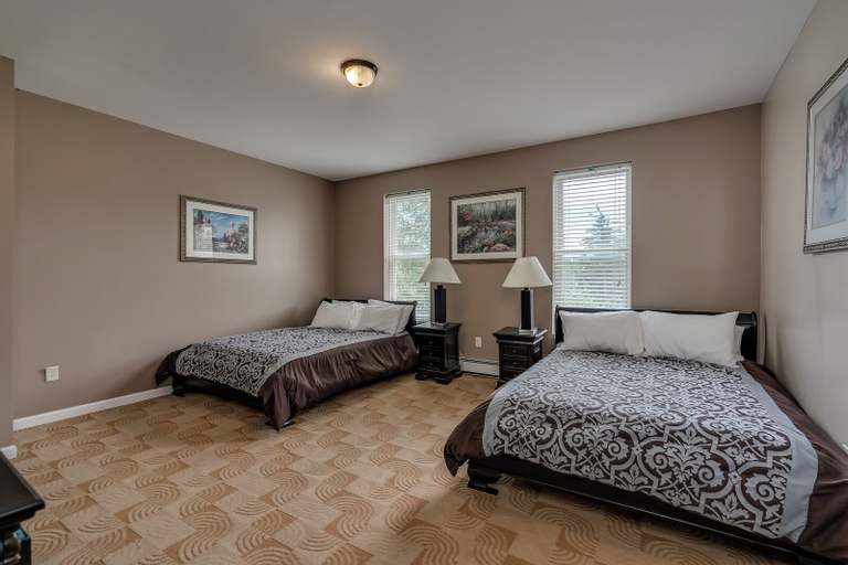 Bedroom 2, The Roxy Cape Vincent, Jefferson
