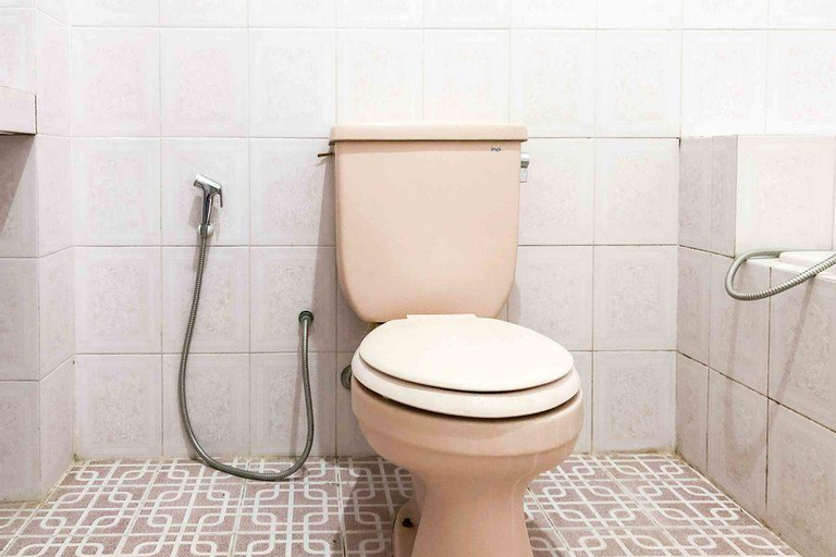 Bathroom 8